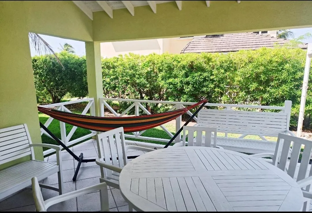 Holiday home Surfer'S Paradise Retreat - Gated Community Townhouse For Surfers & Families Christ Church
